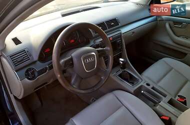 Седан Audi A4 2005 в 