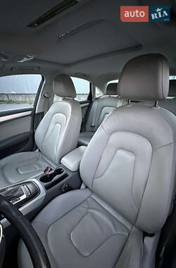 Седан Audi A4 2011 в Сваляве