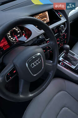 Седан Audi A4 2011 в 