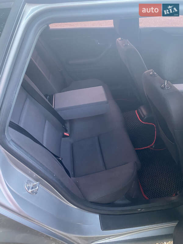 Универсал Audi A4 2003 в Запорожье