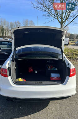 Седан Audi A4 2014 в 