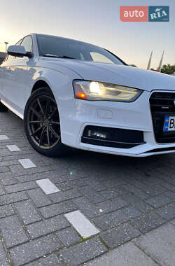 Седан Audi A4 2014 в 