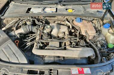 Седан Audi A4 2003 в Луцьку