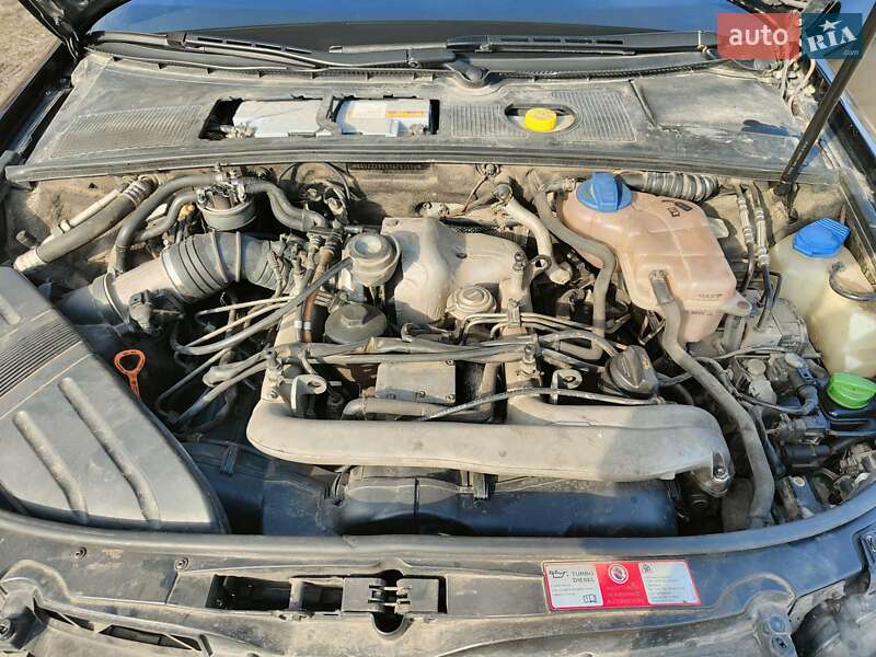 Седан Audi A4 2003 в Луцьку