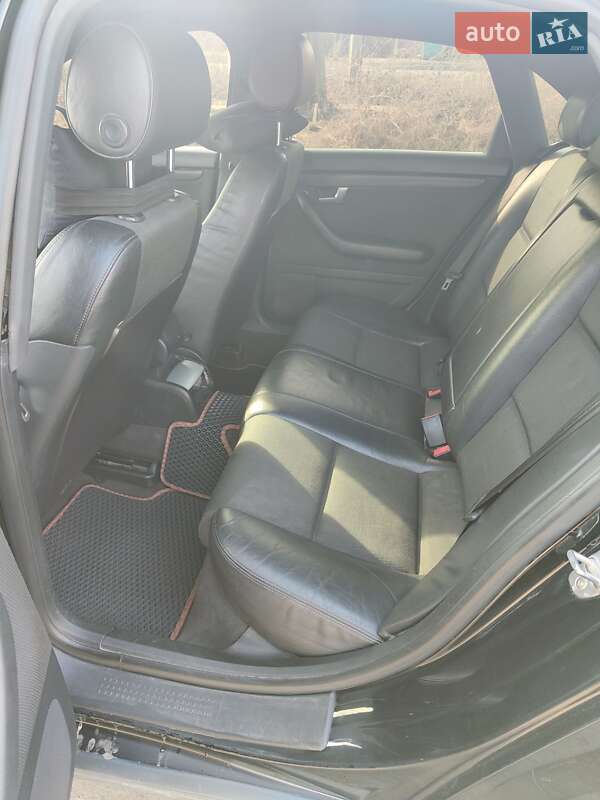 Седан Audi A4 2003 в Луцьку
