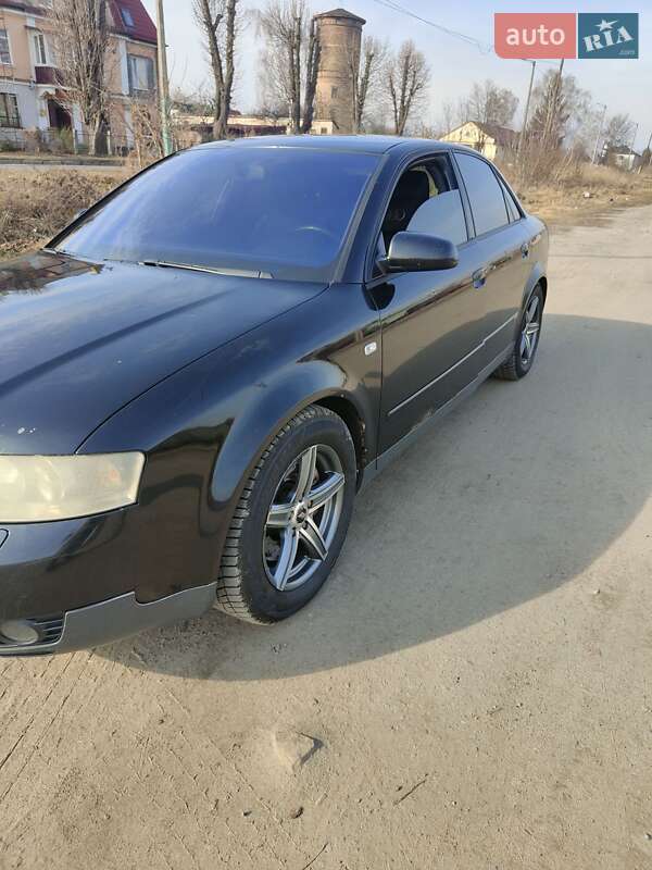 Седан Audi A4 2003 в Луцьку
