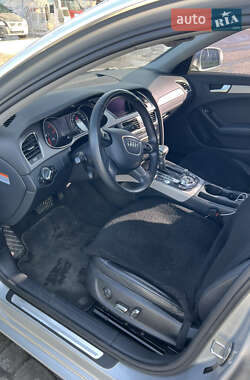 Седан Audi A4 2012 в 