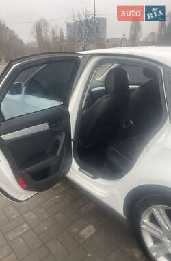 Седан Audi A4 2010 в 
