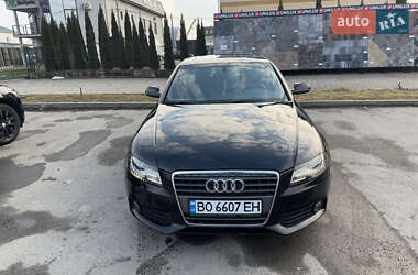 Седан Audi A4 2010 в 