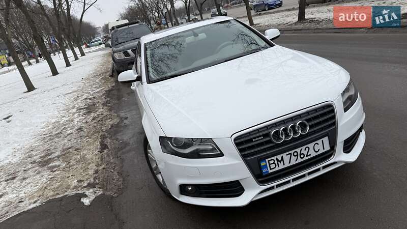 Седан Audi A4 2012 в 