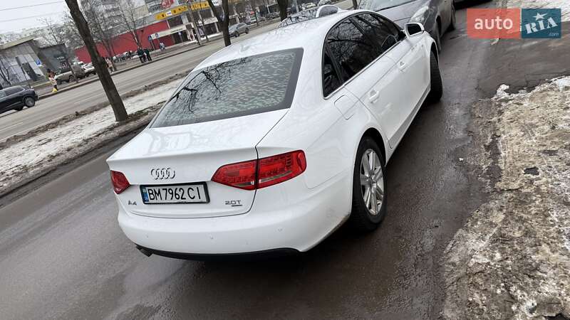 Седан Audi A4 2012 в Сумах