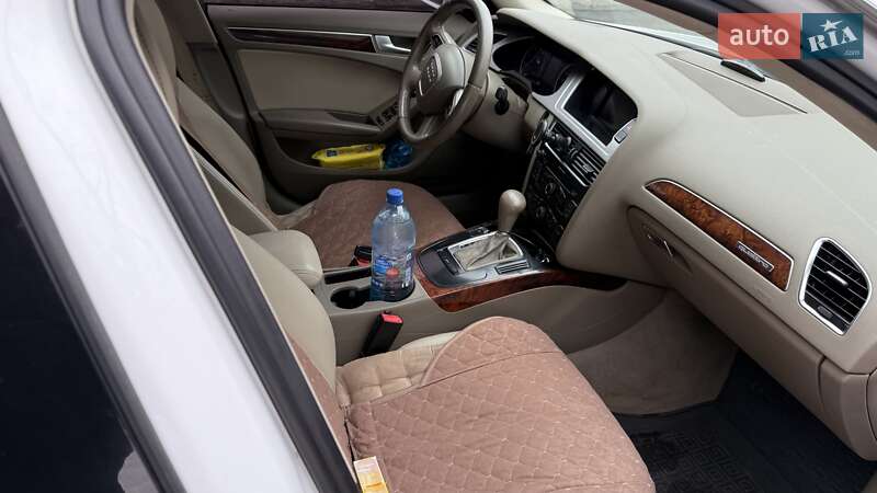 Седан Audi A4 2012 в Сумах