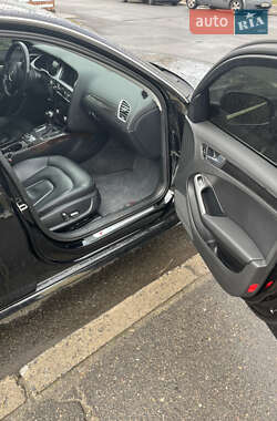Седан Audi A4 2015 в 