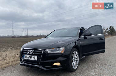 Седан Audi A4 2014 в Києві