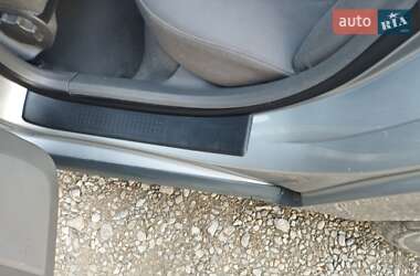 Седан Audi A4 2001 в 