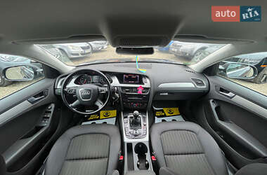 Седан Audi A4 2010 в 