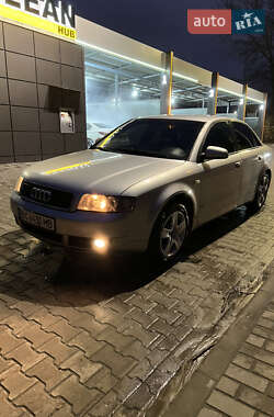 Седан Audi A4 2004 в Львове