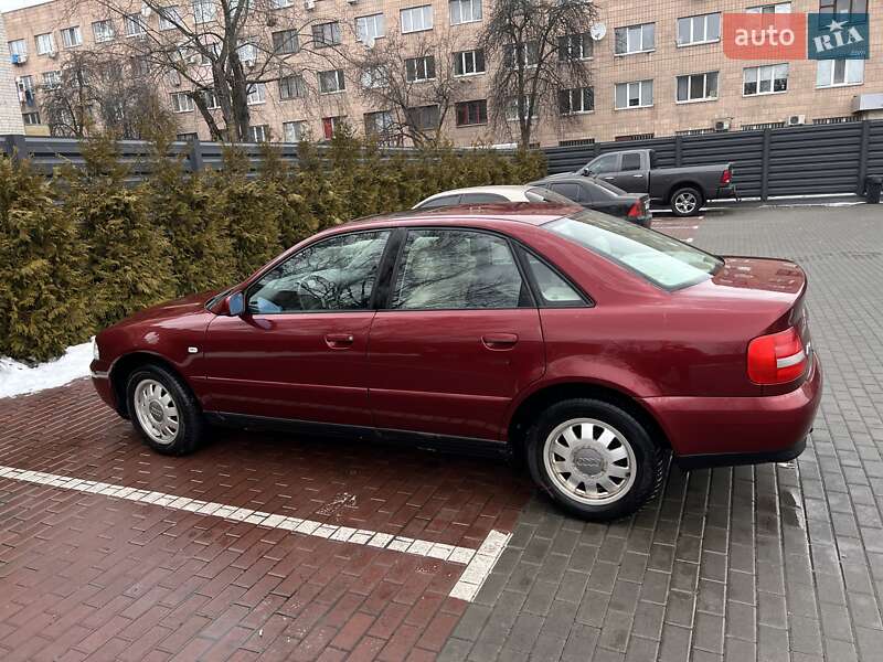 Седан Audi A4 1999 в Черкассах