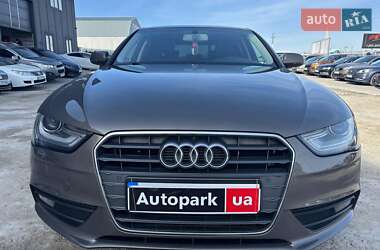 Седан Audi A4 2013 в 