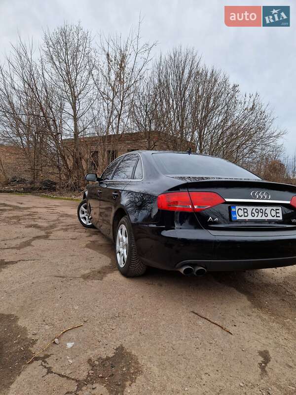 Седан Audi A4 2010 в Чернігові