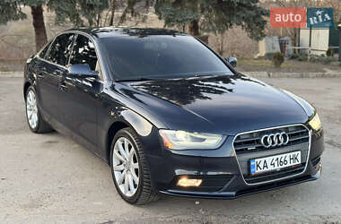 Седан Audi A4 2013 в 