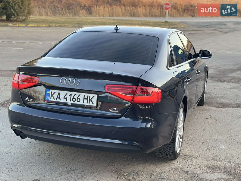 Седан Audi A4 2013 в Дрогобыче