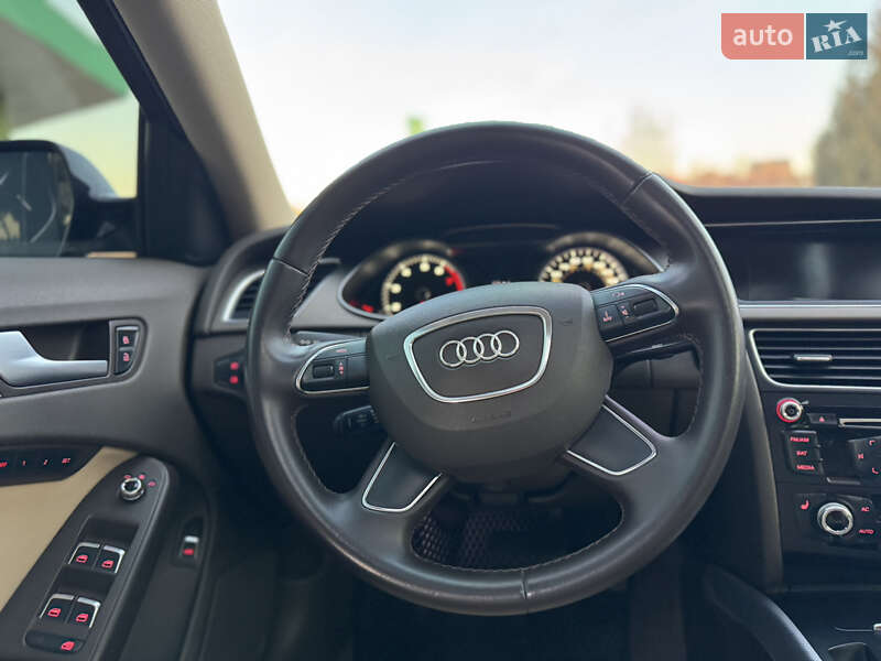 Седан Audi A4 2013 в Дрогобыче