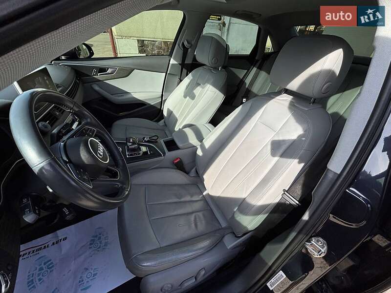 Седан Audi A4 2018 в Львове