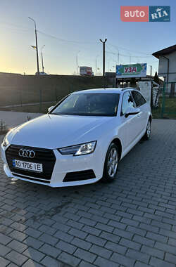 Универсал Audi A4 2018 в 