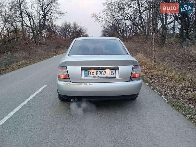 Седан Audi A4 1997 в Каменец-Подольском фото 4 Седан Audi A4 1997 в Каменец-Подольском