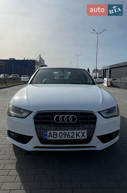 Седан Audi A4 2012 в 