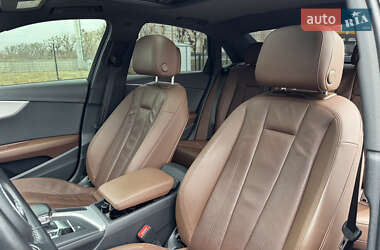 Седан Audi A4 2016 в 