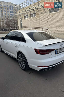 Седан Audi A4 2018 в 