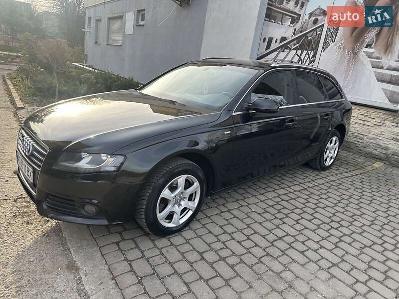 Универсал Audi A4 2010 в Ужгороде