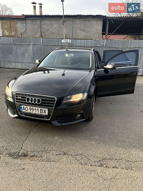 Универсал Audi A4 2010 в Ужгороде