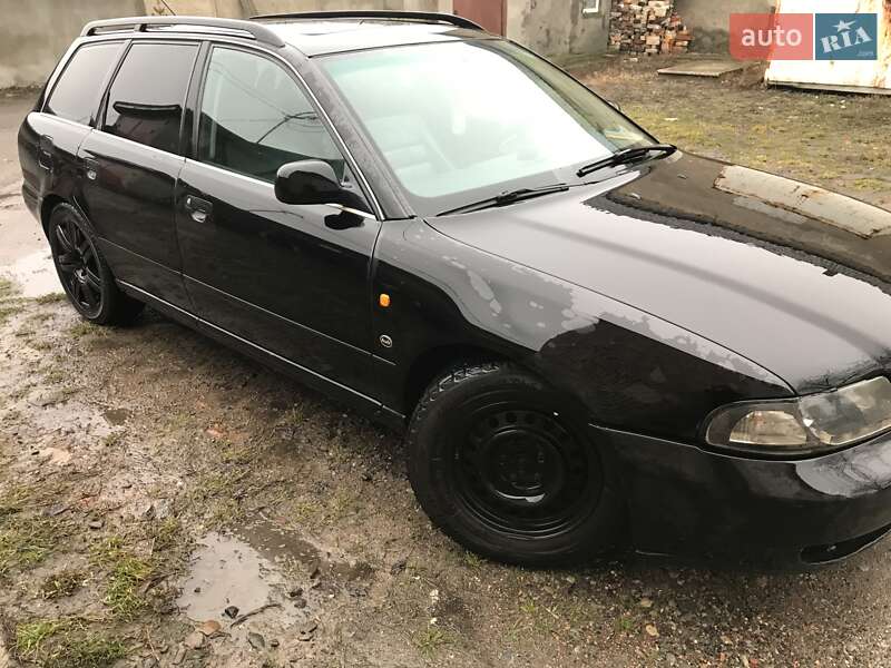 Универсал Audi A4 1997 в Владимире