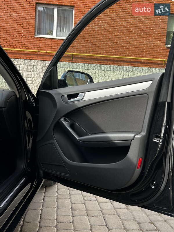 Универсал Audi A4 2011 в Ивано-Франковске