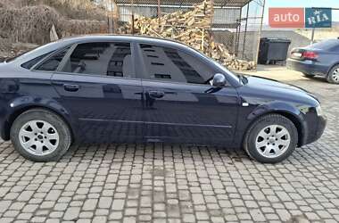 Седан Audi A4 2004 в 