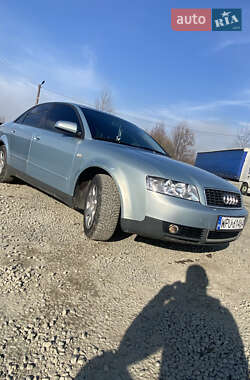 Седан Audi A4 2001 в Рокитном