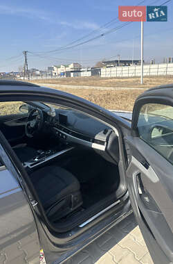 Універсал Audi A4 2019 в 