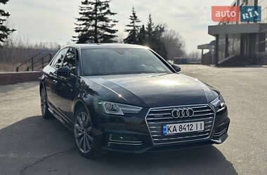 Седан Audi A4 2018 в 