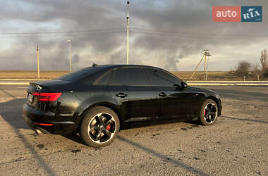 Седан Audi A4 2016 в 
