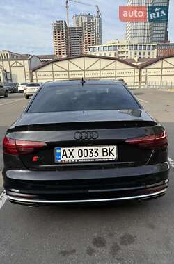 Седан Audi A4 2023 в Києві