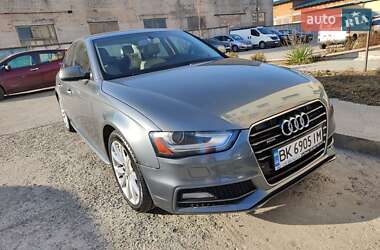 Седан Audi A4 2013 в Ровно