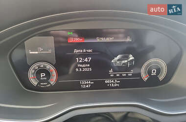 Седан Audi A4 2023 в 