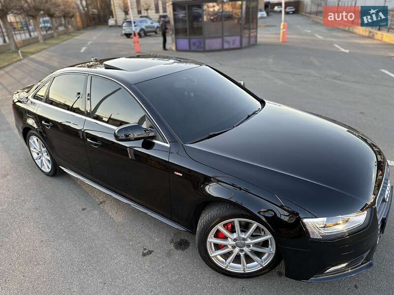 Седан Audi A4 2015 в Киеве