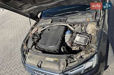 Универсал Audi A4 2017 в 