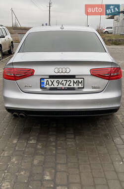 Седан Audi A4 2015 в 