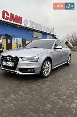 Седан Audi A4 2015 в 