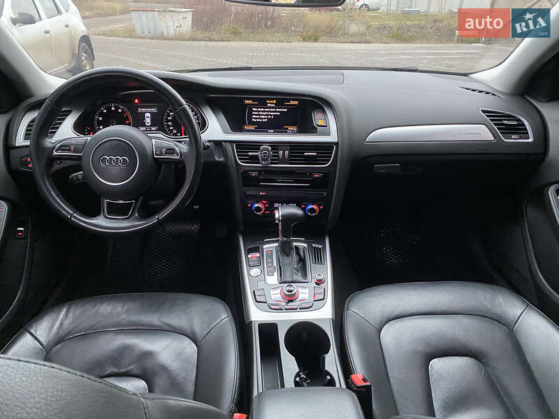 Седан Audi A4 2015 в Харькове
